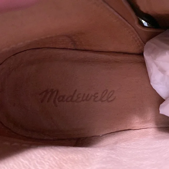 Madewell “The Billie Boot in Leather” English Saddle Color - Picture 10 of 11